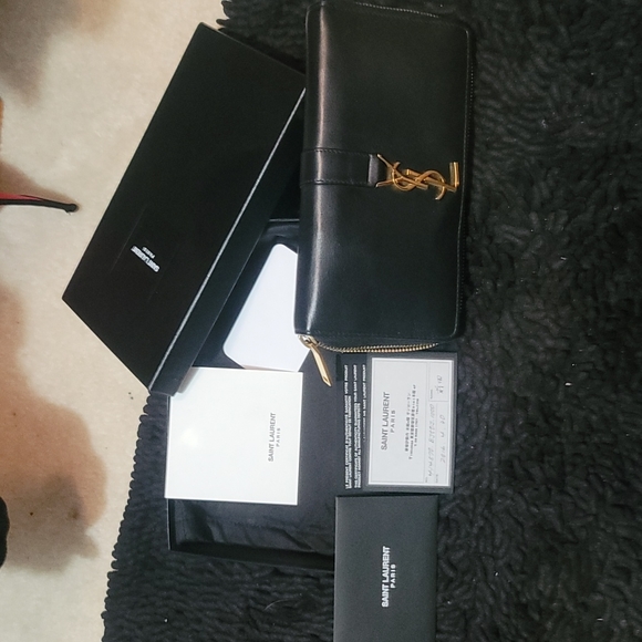 YVES SAINT LAURENT CASSANDRA LEATHER ZIP AROUND LONG WALLET/M2715 - Picture 9 of 9